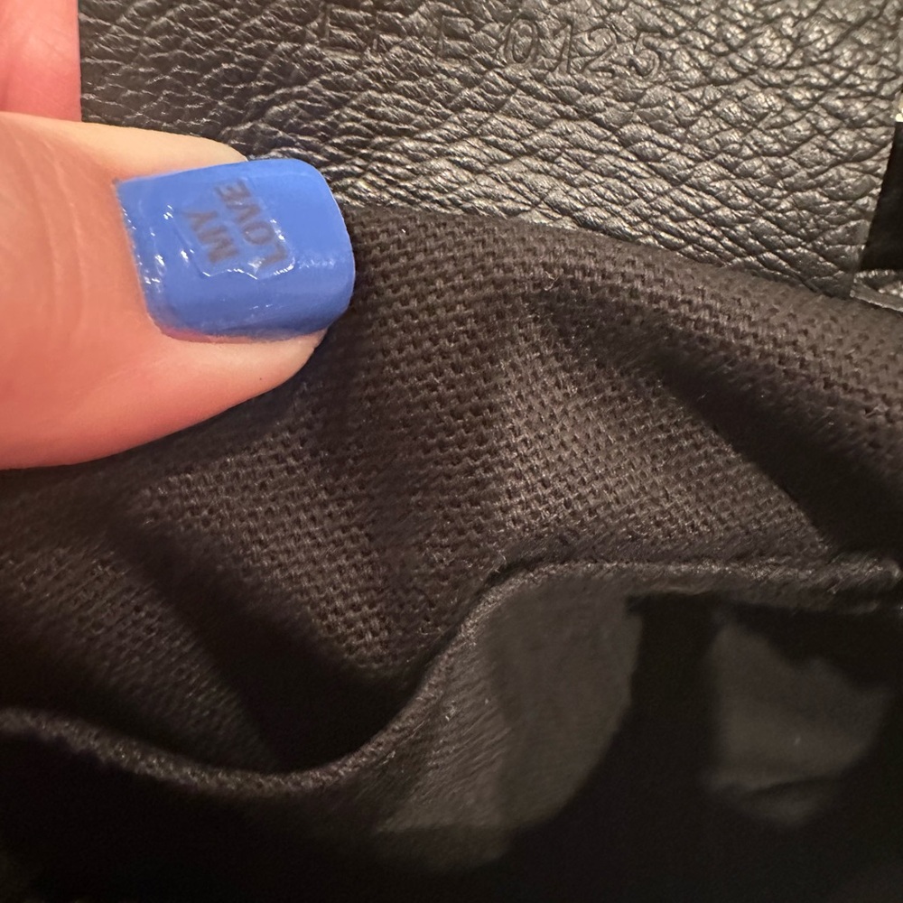 Givenchy Pandora black pebbled leather size medium - Picture 11 of 16